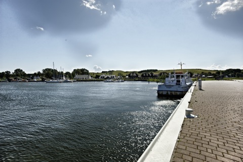 Bild: Unterwegs im Hafen von Gager im Südosten der Insel Rügen mit NIKON D700 und CARL ZEISS Distagon T* 3,5/18 ZF.2.