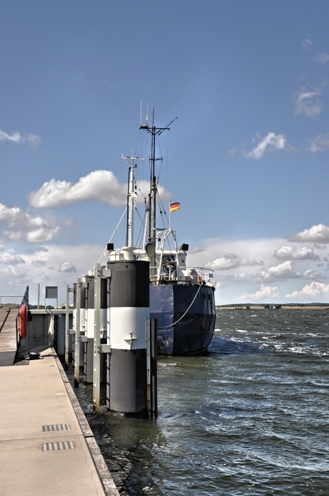 Bild: Unterwegs im Hafen von Gager im Südosten der Insel Rügen mit NIKON D90 und AF-S DX NIKKOR 18-200 mm 1:3,5-5,6G ED VR Ⅱ.