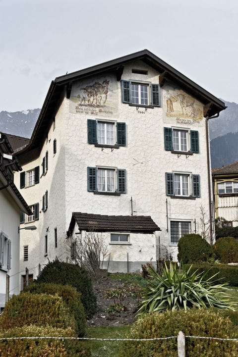 Bild: Impressionen aus Maienfeld im Kanton Graubünden in der Schweiz.