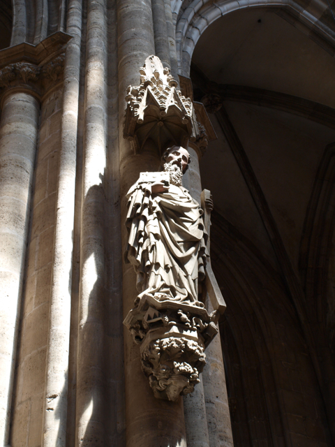 Bild: Skulpturen im Dom zu Halberstadt. Bild: Skulpturen im Dom zu Halberstadt. Olympus E520 mit Objektiv Olympus Zuiko Digital 14-42 mm F3.5-5.6.