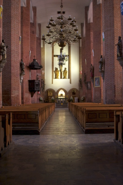 Bild: Ostpreußen - Mittelschiff der Kirche St. Nikolai in Elbląg (Elbing). Bild © 2011 by Birk Karsten Ecke.