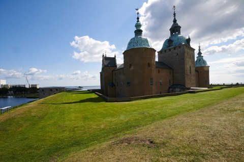 Bild: Ein Spaziergang um das Schloss von Kalmar in der historischen Provinz Småland. NIKON D300s und SIGMA 10-20mm F4.0-5.6 EX DC / HSM.