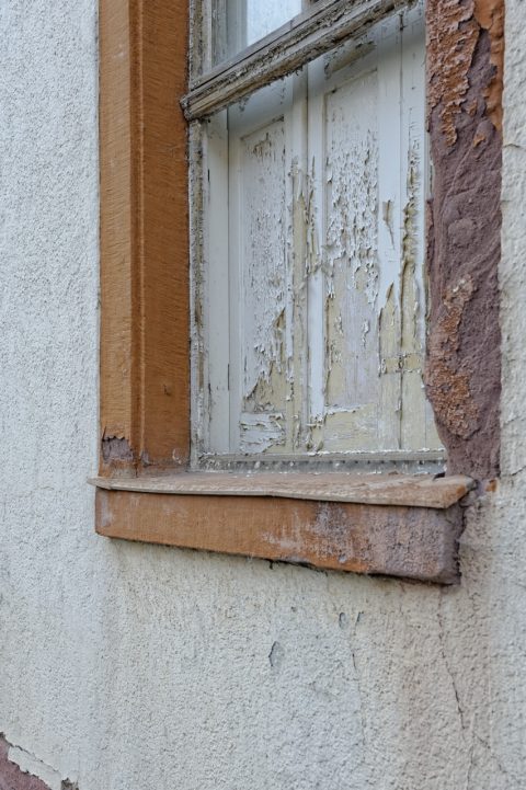 Bild: An der ehemaligen Oberschule "OSKAR SCHNELLER" ins Mansfeld. NIKON D700 mit CARL ZEISS Distagon T* 1.4/35 ZF.2.