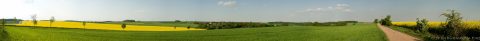 Bild: Panoramafoto von Greifenhagen im Unterharz. NIKON D700 mit TAMRON SP 24-70mm F/2.8 Di VC USD. ISO 200 ¦ f/11 ¦ 70 mm ¦ 1/250 s ¦ kein Blitz. Klicken Sie auf das Bild um es zu vergrößern.