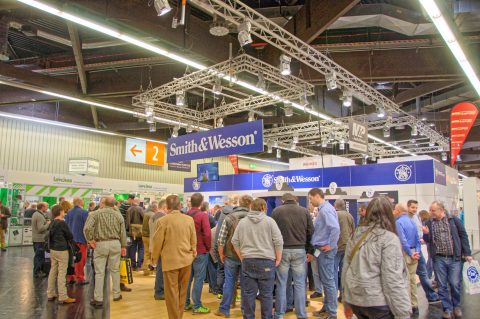 Bild: Immer dicht Belagert - Smith & Wesson Stand