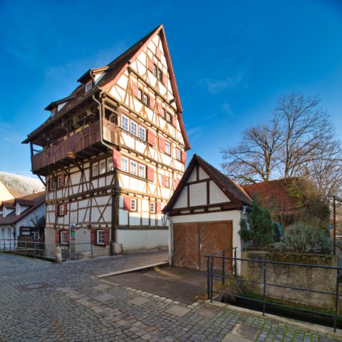 Bild: Blaubeuren Altstadt. Der Hohe Wil am westlichen Rand der Altstadt. Klicken Sie auf das Bild um es zu vergrößern.